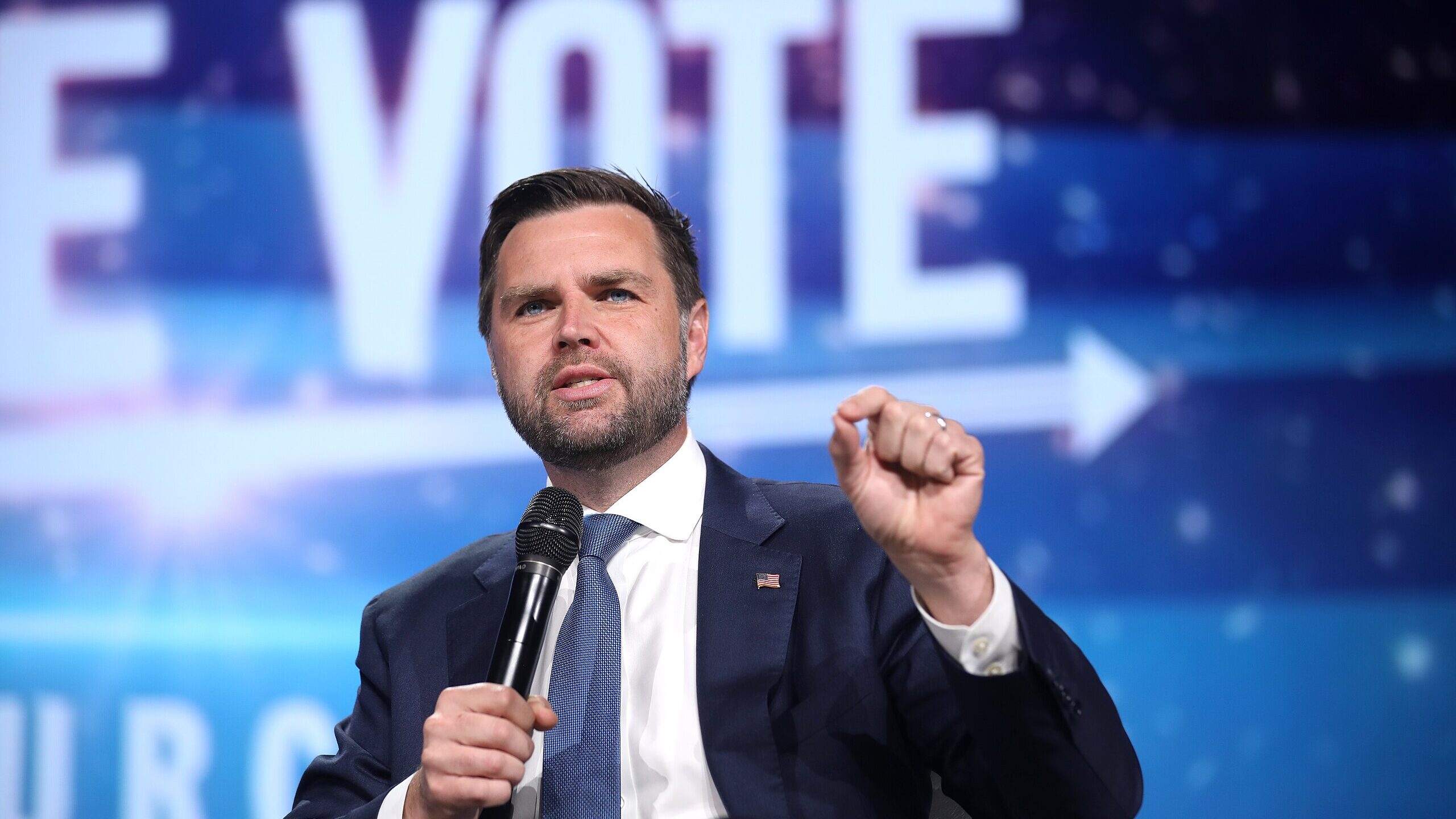 JD Vance making a speech