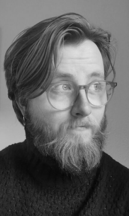 Johan T. Erlandsson-Diaz Headshot