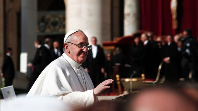 Pope Francis waving to crowd
